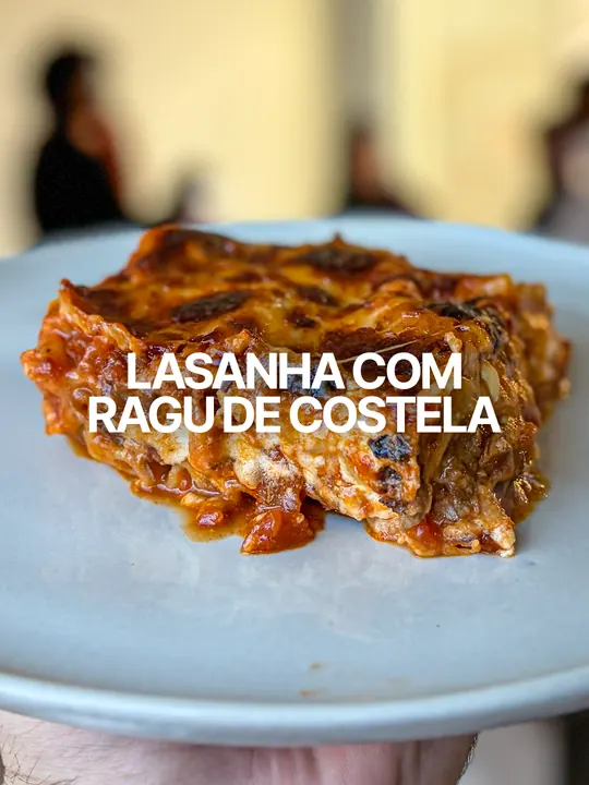 Lasanha com ragu de costela